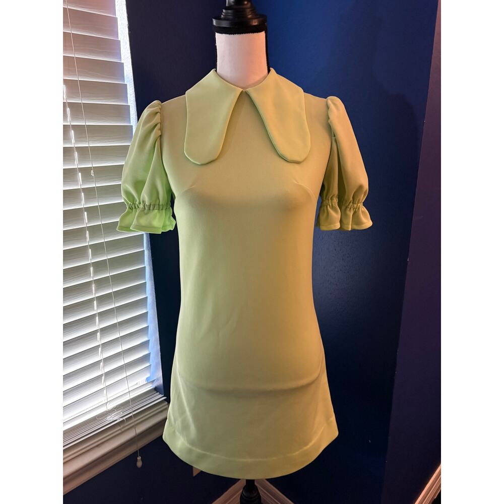 Vintage Late‑60s/Early‑70s Light‑Green Puff‑Sleeve Dress